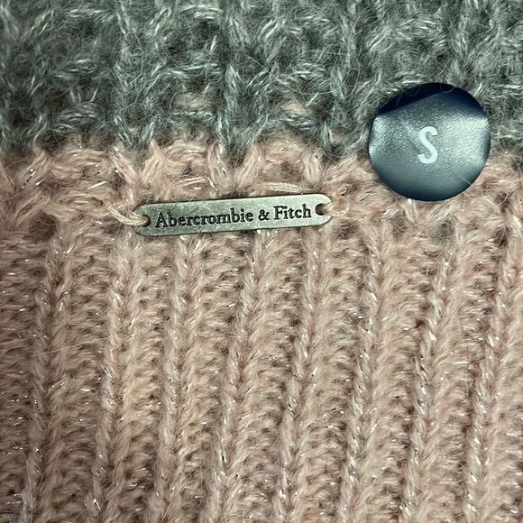 NWT Abercrombie & Fitch sweater - Picture 3 of 7